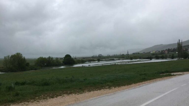 Izdato narandžasto upozorenje zbog jakih lokalnih pljuskova