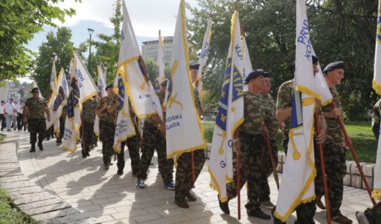 Novčanu naknadu sada mogu dobiti i maloljetni borci i supruge umrlih demobilisanih boraca