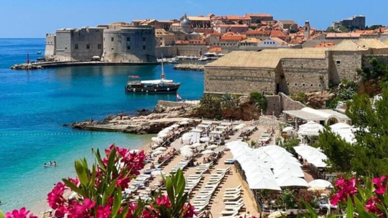 Dubrovnik uvodi nova pravila za turiste: Visoke novčane kazne za one koji ih ne poštuju