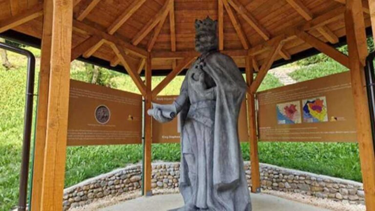 Otkrivanje statue kralja Tvrtka Kotromanića u parku “Ravne 2”