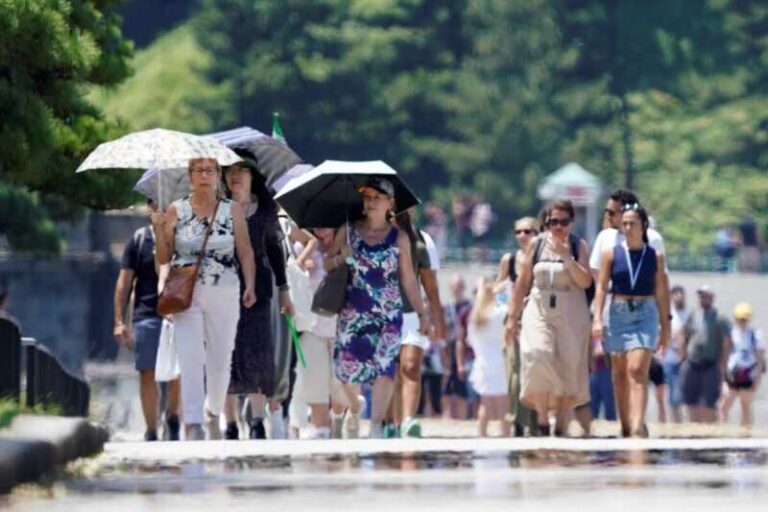 Hara toplinski val: Mediteran se prži na plus 40, ljudi umiru od vrućine