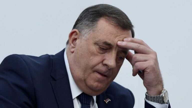 Rusija je daleko, a Srbija ga spašavati neće: Dodik ostao sam