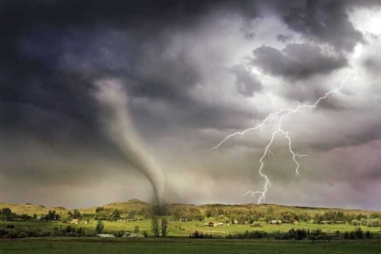 Tornado u Sloveniji je “mala maca”, pogledajte kako je izgledao najjači ikad