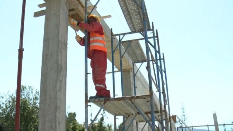 Učitelj iz Bangladeša radi kao građevinski radnik u BiH