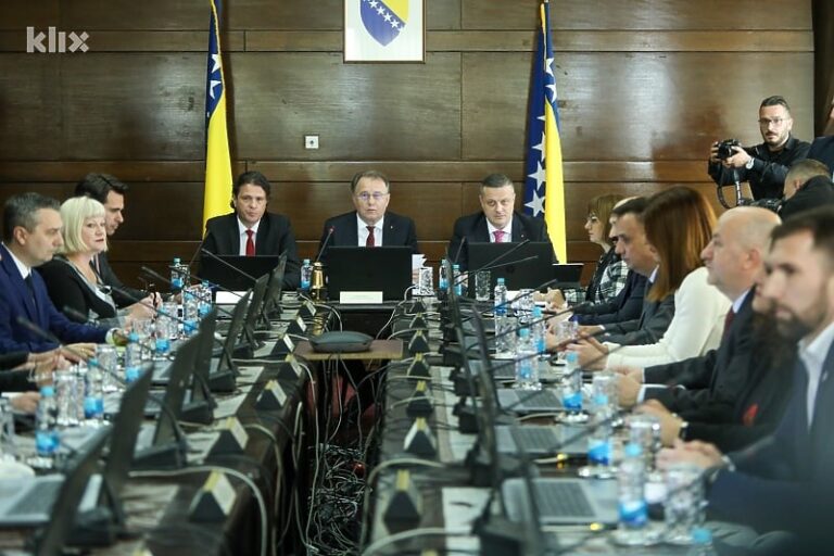 Vlada FBiH usvojila strategiju zapošljavanja, cilj je poboljšati tržište rada