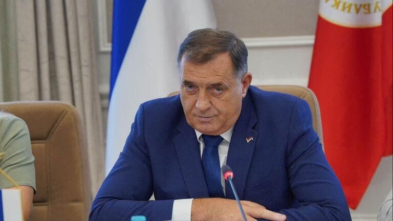 Dodik: Ambasador Marfi i SAD su neprijatelji RS