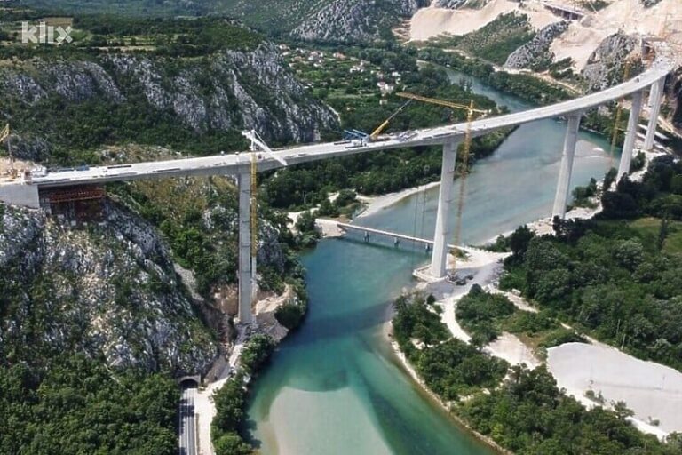 Zbog pukotina na mostu Počitelj stručnjaci na mukama: Još nemaju pravo rješenje za popravak