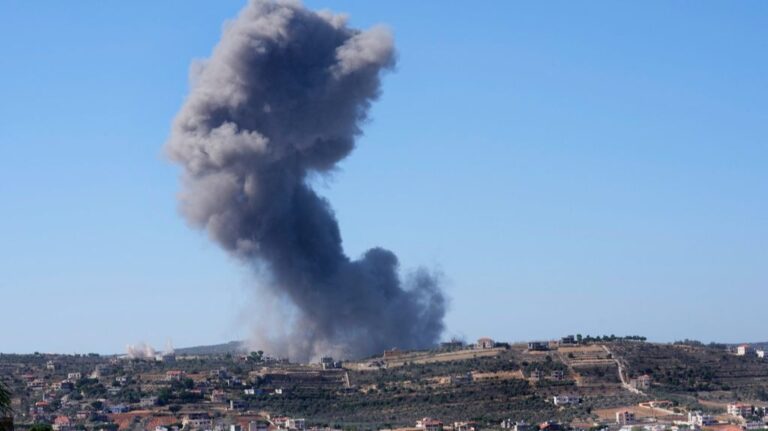 Hezbolah tvrdi da je izraelski dron pogodio civilni automobil na jugu Libana, odmah uslijedila reakcija