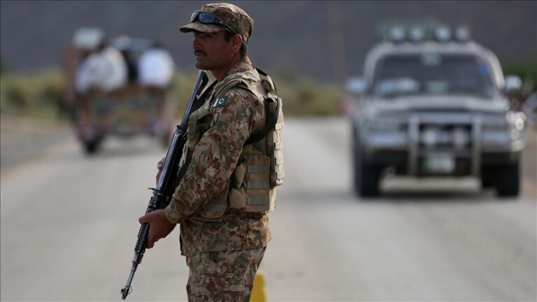 Pakistanska vojska ubila devet terorista i spriječila teroristički napad u zračnoj bazi Mianwali