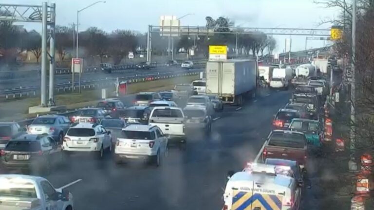 U lančanom sudaru učestvovalo 40 automobila: Saobraćaj blokiran šest sati, mnogo povrijeđenih