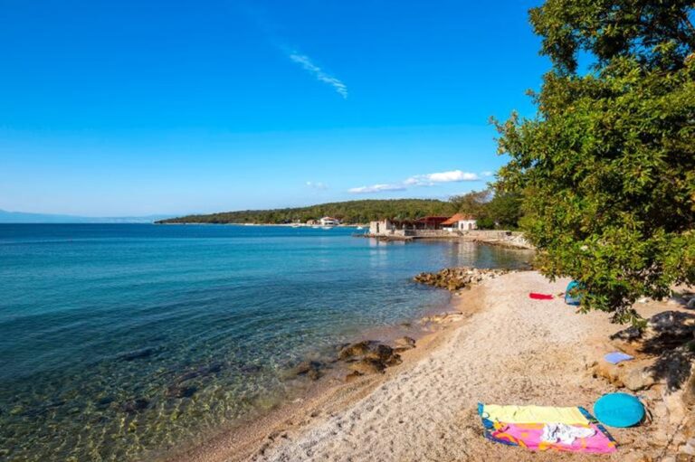 Poskupljuje uživancija na plaži: Ležaljke, suncobrani, piće…