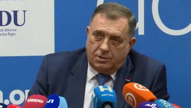 Dodik: Ako Schmidt nešto nametne, to je kraj EU puta