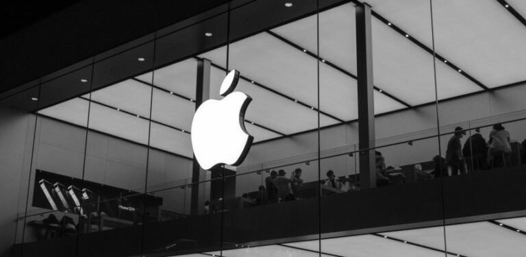 Apple izgubio 113 milijardi dolara tržišne vrijednosti nakon tužbe američkog regulatora