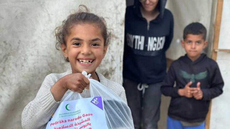 Islamska zajednica BiH osigurala tople obroke i iftare za stanovnike Gaze