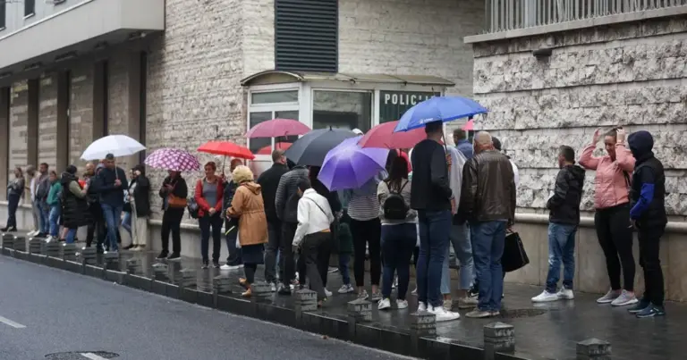 Škole se zatvaraju, sela su pusta: Bosnu i Hercegovinu napuštaju skoro svi