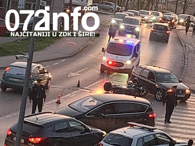 Teška nesreća u Zenici, sudarili se automobil i motocikl