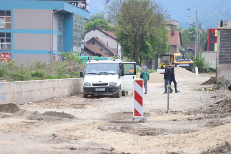 Izgradnja saobraćajnice 5 u Poslovnoj zoni Zenica 1