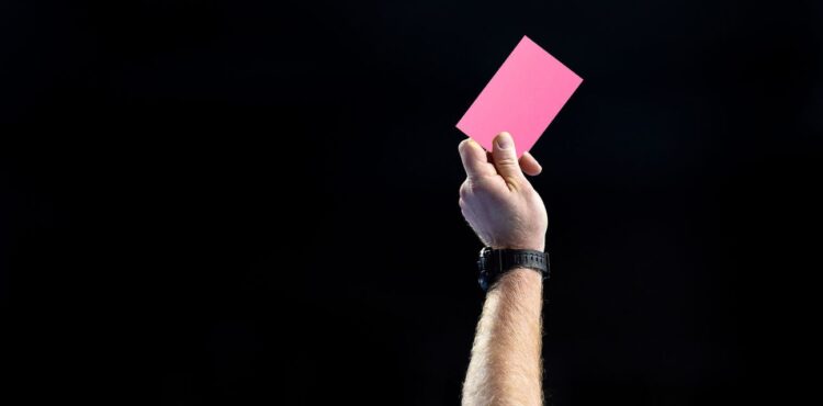 Službeno: Rozi kartoni koristit će se na nogometnom prvenstvu već ovog ljeta!