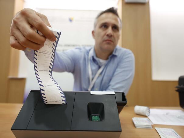 Ovo su općine koje će imati skenere za glasanje na izborima!