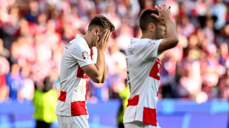 UEFA žestoko kaznila Hrvatski fudbalski savez