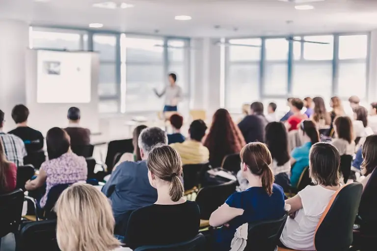 Počinje prvi upisni rok na fakultetima u BiH: Koji su novi smjerovi i šta studente najviše zanima?