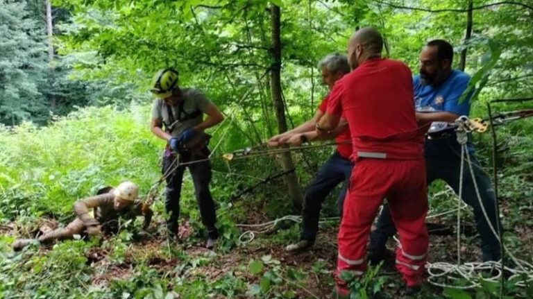 Migrant upao u jamu duboku 12 metara: Spašen je