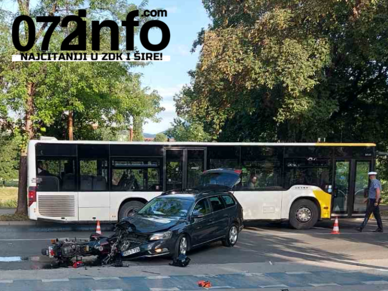 STRAVIČNA NESREĆA U CENTRU ZENICE: Ima povrijeđenih, hitna i policija na licu mjesta (FOTO)