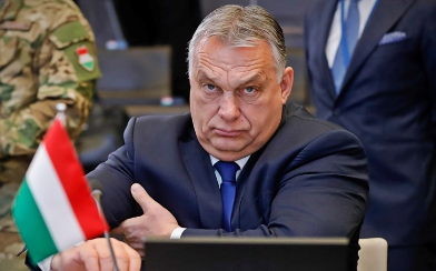 Politico: Orban se ponaša kao mačka na metamfetaminu