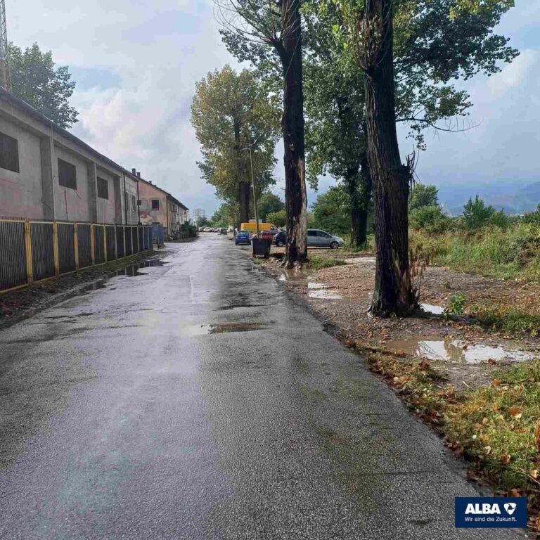 Radnici ALBA Zenica uspješno završili čišćenje otpada u ulici Kanal