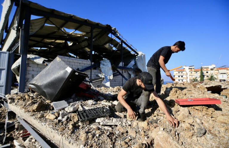 Slike prikazuju strašne prizore destrukcije nakon što je Izrael pokrenuo novi niz napada na Liban