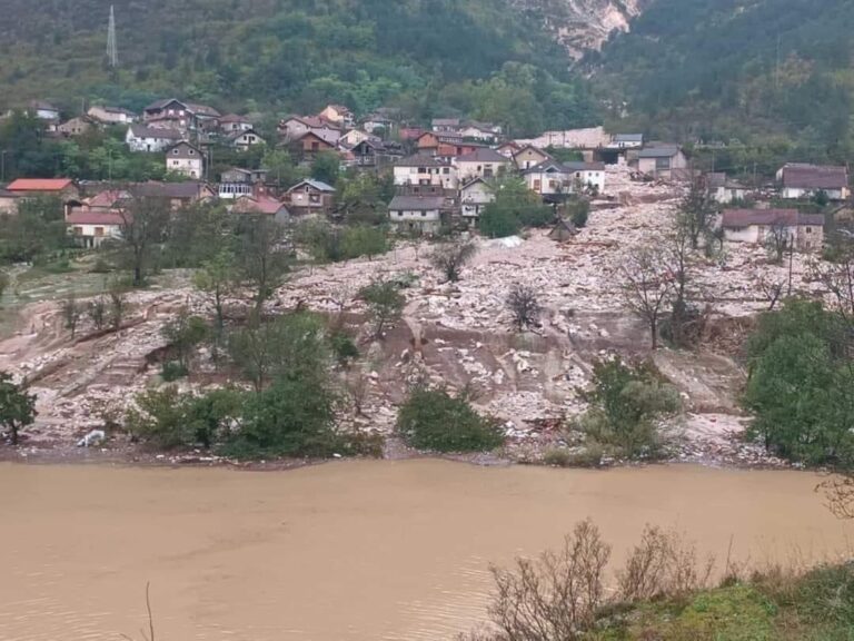 Posljedice bujica u okolini Jablanice: Najmanje tri osobe poginule