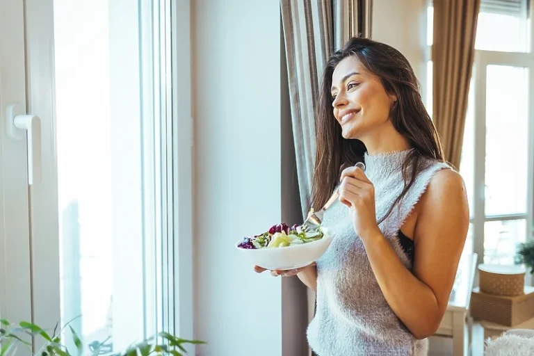 Ove navike mogu vam pomoći da se na zdrav način riješite suvišnih kilograma i zadržite idealnu težinu