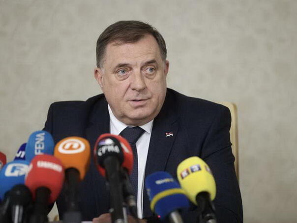 Dodik u 16.00 sati o kampovima za obuku u entitetu RS