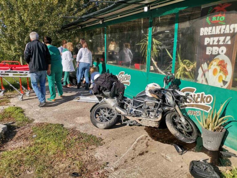 U nesreći teško povrijeđen inspektor Granične policije BiH