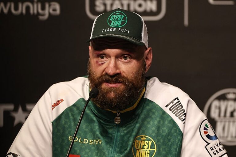 Tyson Fury završio boksersku karijeru!