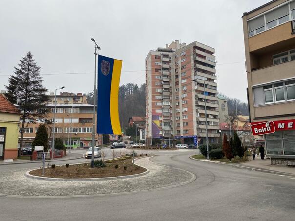 Temperatura u minusu, a Tuzla i dalje bez grijanja: Građani ispaštaju