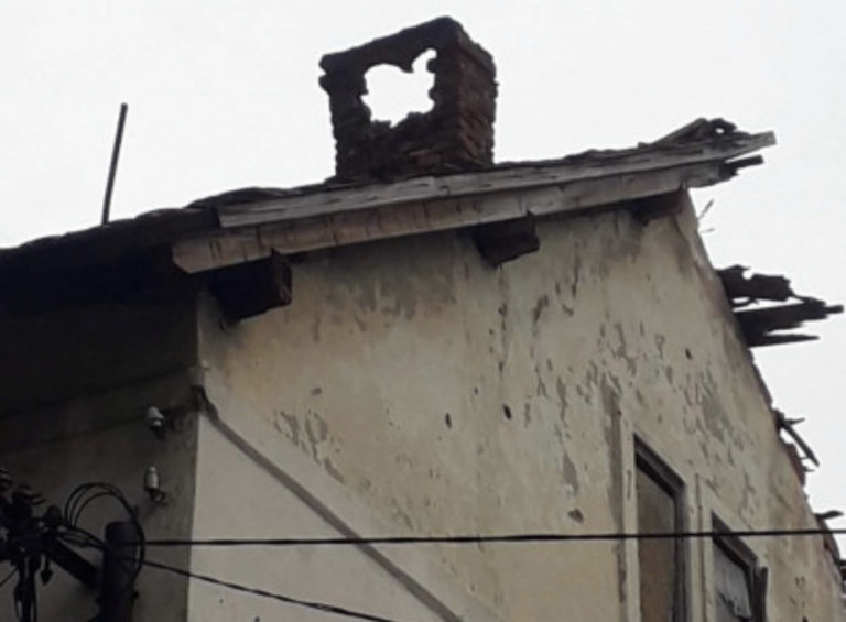 Haos u Turbetu: Pucali zidovi, padali televizori, rušili se dimnjaci (FOTO)