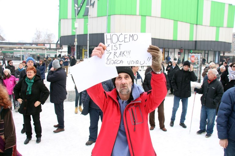 Zeničani protestirali zbog zagađenog zraka, najavljeno novo okupljanje