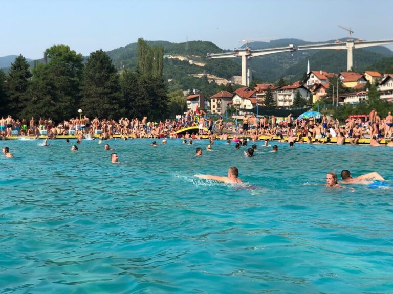 Stručnjaci upozoravaju na opasnosti koje prijete na bazenima i savjetuju kako se zaštititi