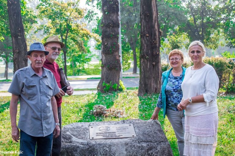 Zeničani organizirali akciju završnog uređenja Parka Kulina bana (FOTO)