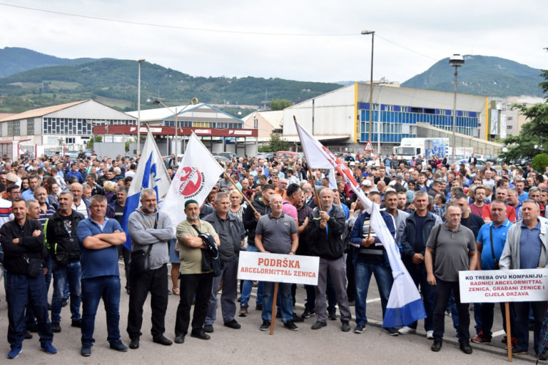 ZENICA Radnici “ArcelorMittala” poručili: Nećete nas poslati na ulicu, ne želimo biti drugi “Aluminij”