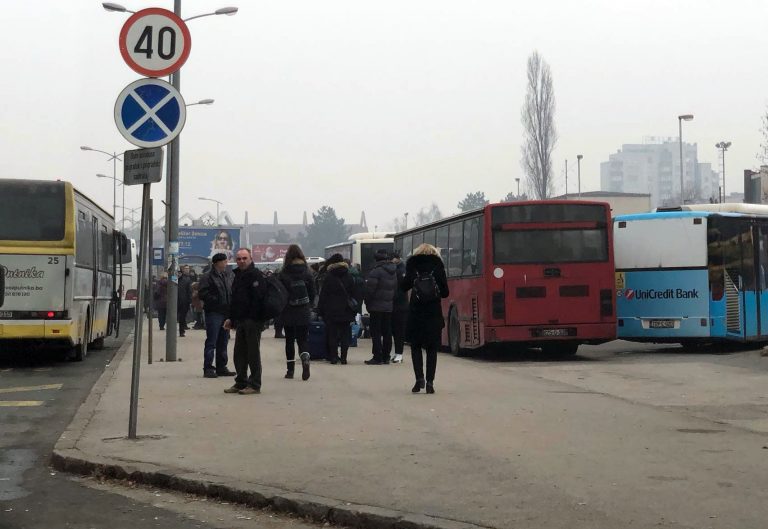 Korisnici prezadovoljni: Drugi dan odvijanja saobraćaja u Zenici