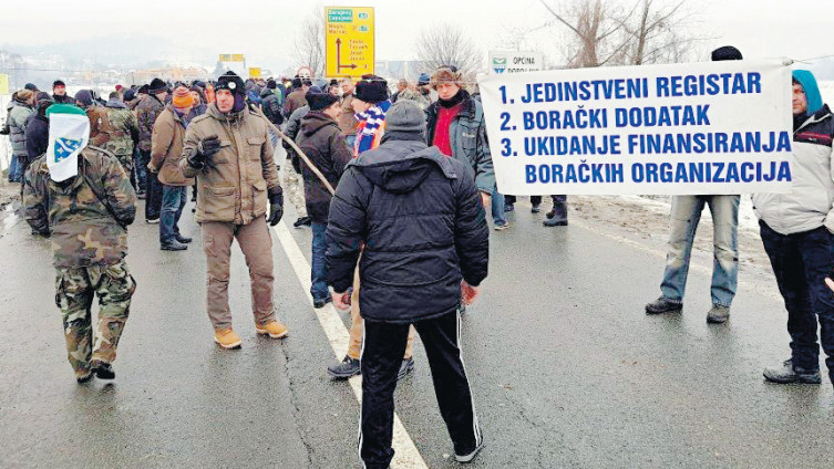 Borci zbog protesta kažnjeni sa 18.000 KM