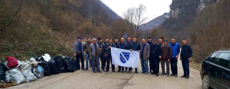 BRAVO: Mještani MZ Babinskog sliva u povodu Dana nezavisnosti BiH očistili divlje deponije