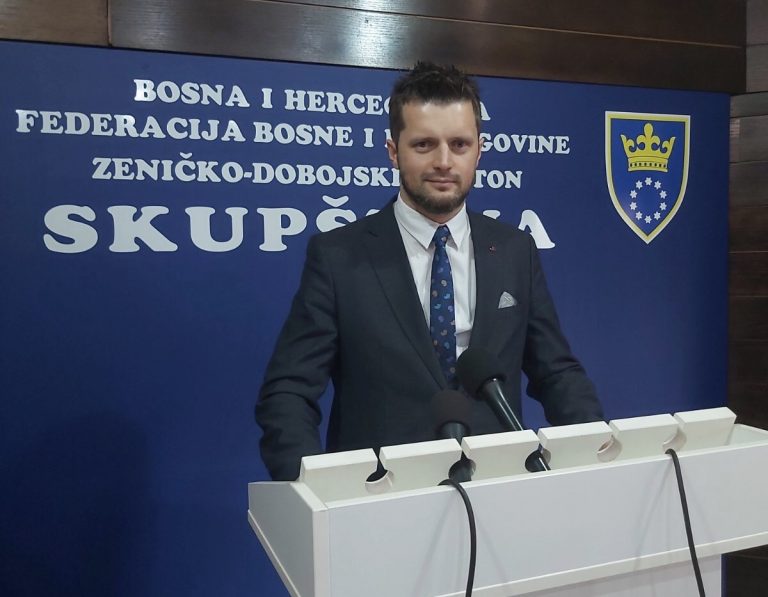 Nusret Imamović pokrenuo inicijativu: Đački dom u Zenici nazvati po Nedžadu Ibrišimoviću