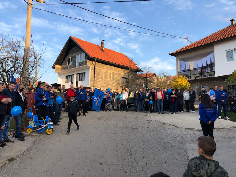 PUTOVIĆI SNAŽNO UZ KASUMOVIĆA: Ne nasjedamo na predizborne laži, vi ste naš gradonačelnik