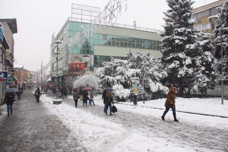 Stiže veća promjena vremena, temperature padaju do minus 12, a onda preokret