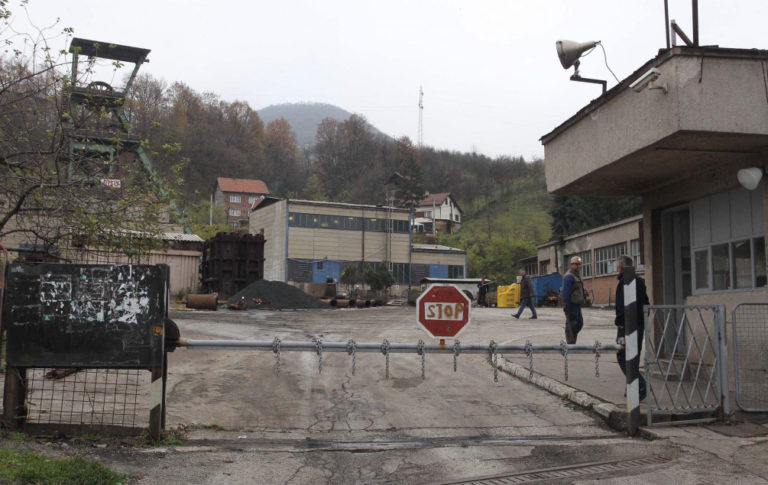 Nakon blokade računa: Zenički rudari obustavili proizvodnju u svim pogonima