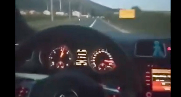 Snimak iz BiH: Vozio preko 200 km/h u naselju gdje je ograničenje 50 (VIDEO)