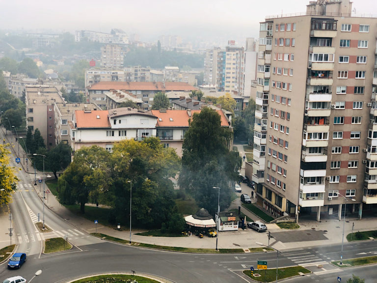 Zeničani se smrzavaju u stanovima, grijna sezona počinje tek naredne sedmice?